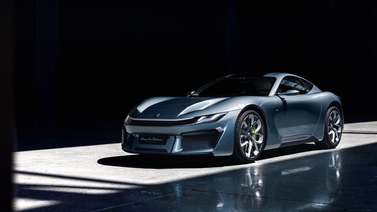 LYNK & CO PREDSTAVLJA PRVI GT KONCEPTNI AUTOMOBIL „TIME TO SHINE” U PEKINGU