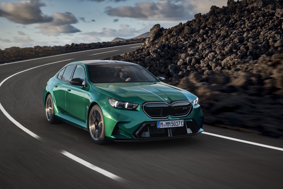 Novi BMW M5 (G90) - Ultimativni hibrid snage 727 KS i 1.000 Nm obrtnog momenta