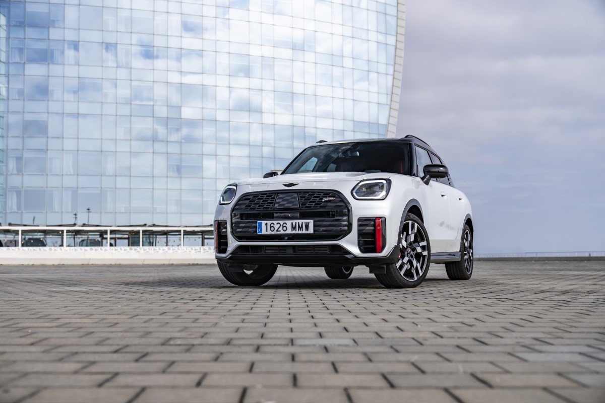 SLUŽBENO: Novi MINI JCW Countryman ALL4