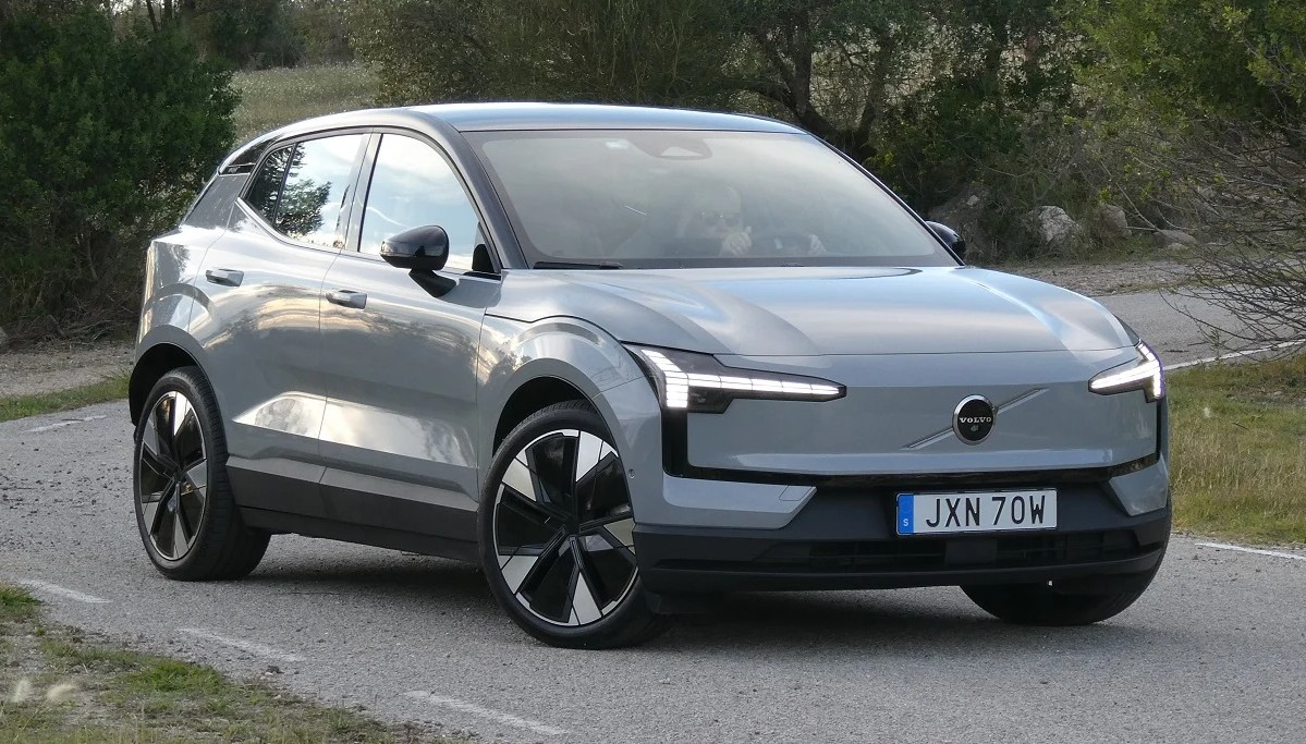 Volvo povlači više od 40.000 primjeraka modela EX30 zbog rizika od požara