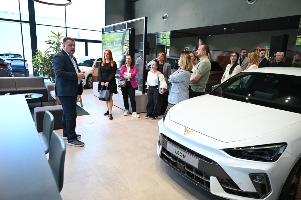 Porsche Sarajevo u Blažuju: Dvije godine regionalnog liderstva kroz ESG izvrsnost i naprednu tehnologiju